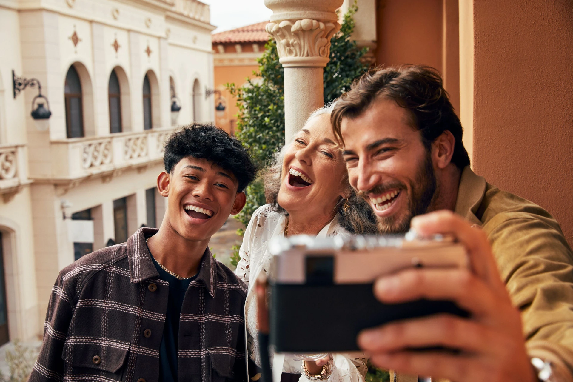 Alta Alella to La Roca Village with Premium Package